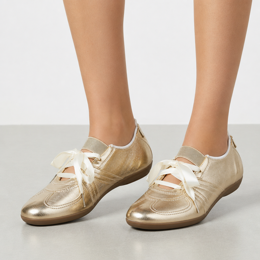 Women's Metallic Ribbon Lace Low-Top Sneakers