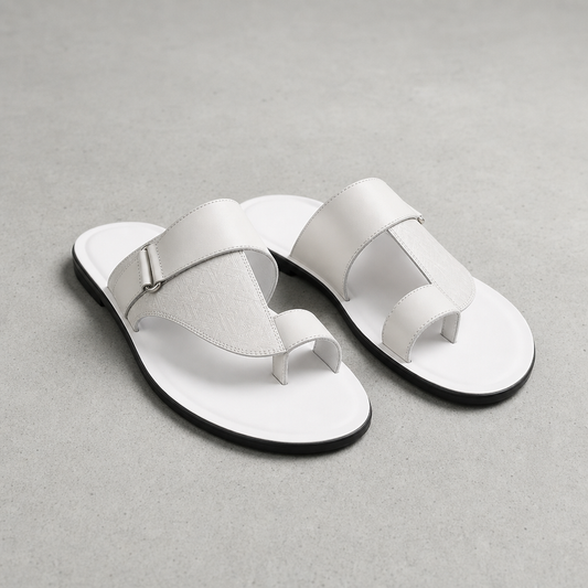 Men's Textured Toe-Loop Sandals With Back Strap