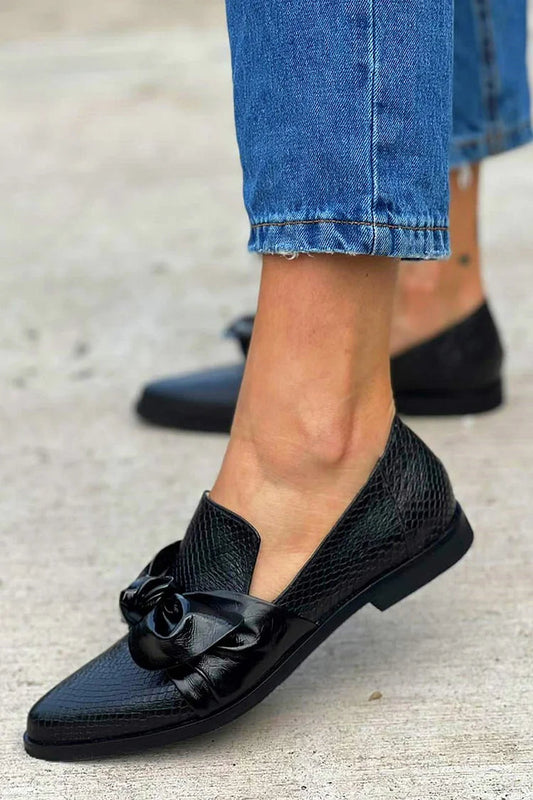 Textured Black Loafers with Shiny Bow