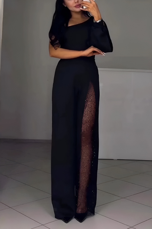 Modern Wide-Leg Jumpsuit With Refined Design