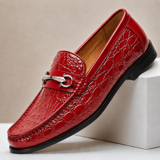Men's Embossed Texture Metal Accent Loafers