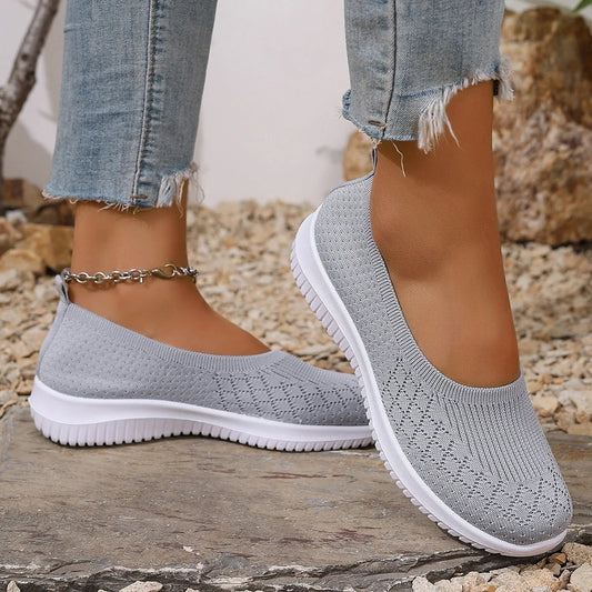 Knit Slip-On Flats With Closed Toe Design