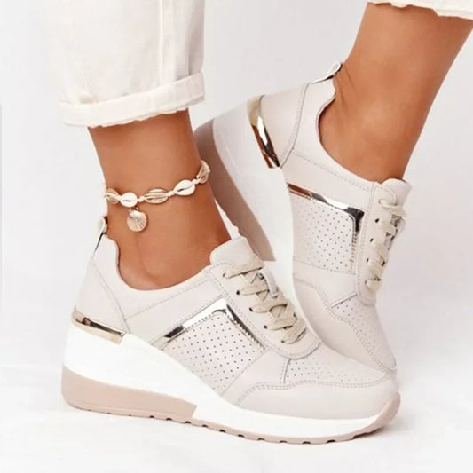 Women's Lace-Up Flat Sneakers for Summer