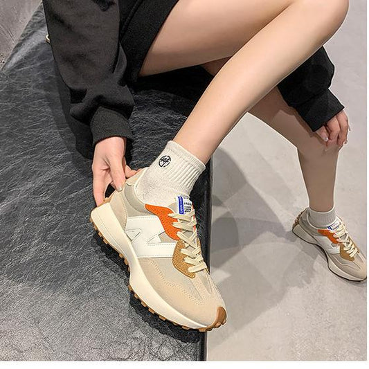 Women's Lightweight Cushioned Casual Sneakers