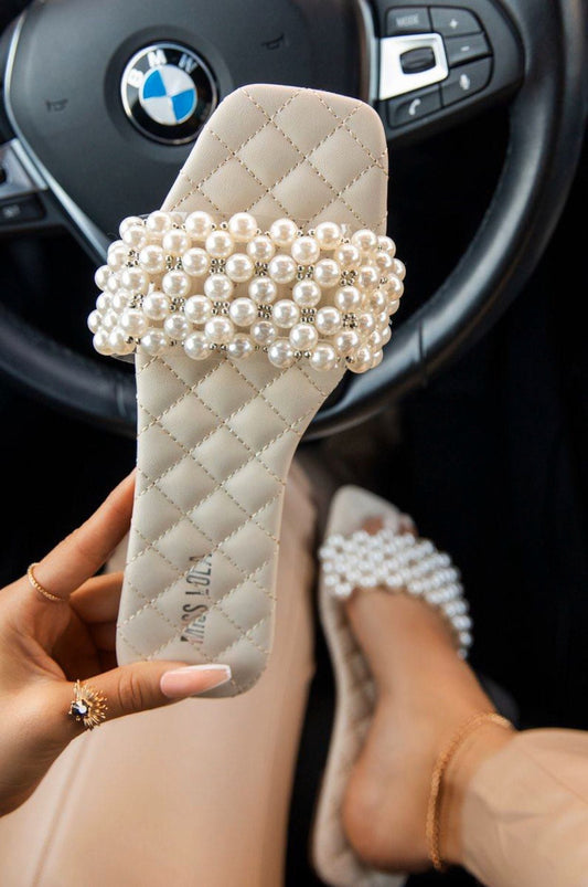 Women's Pearl Strap Cushioned Sandals