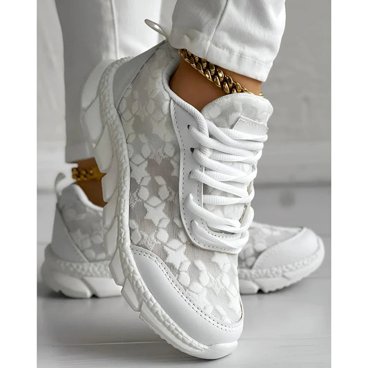 Women's Closed-Toe Lace-Up Daily Shoes