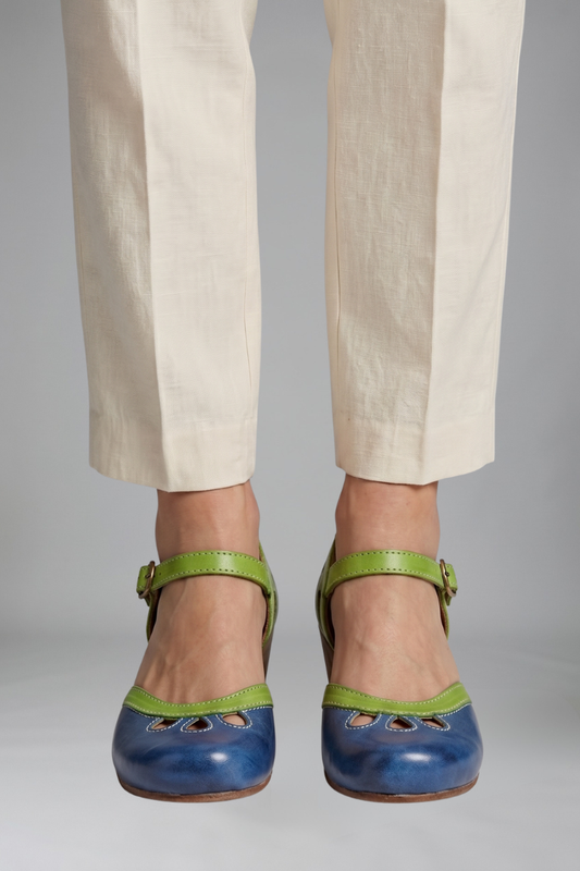 Closed Toe Orthopaedic Sandals With Block Heel